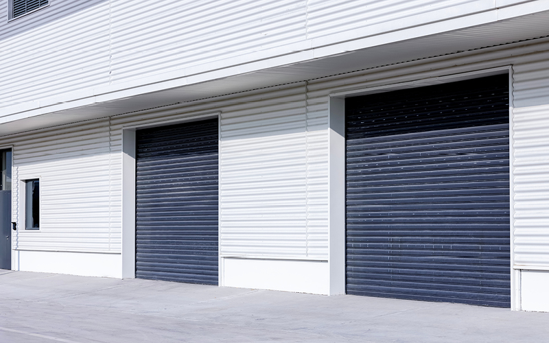 Shutters / Garage Doors